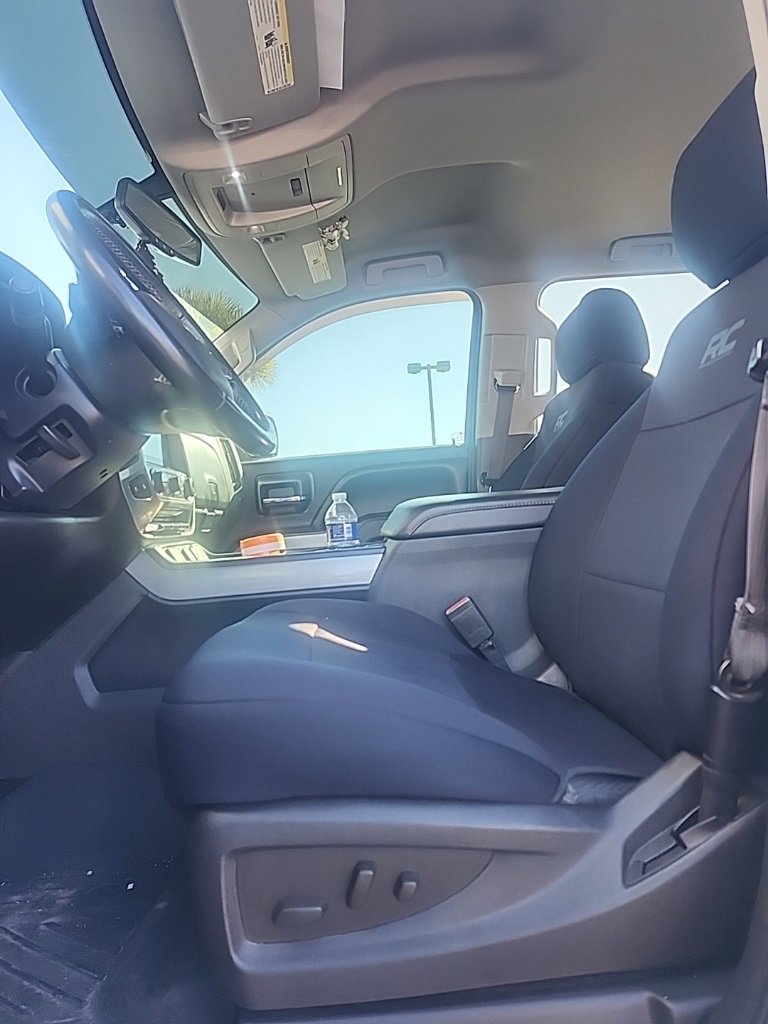 2015 Chevrolet Silverado 1500 LT photo 3