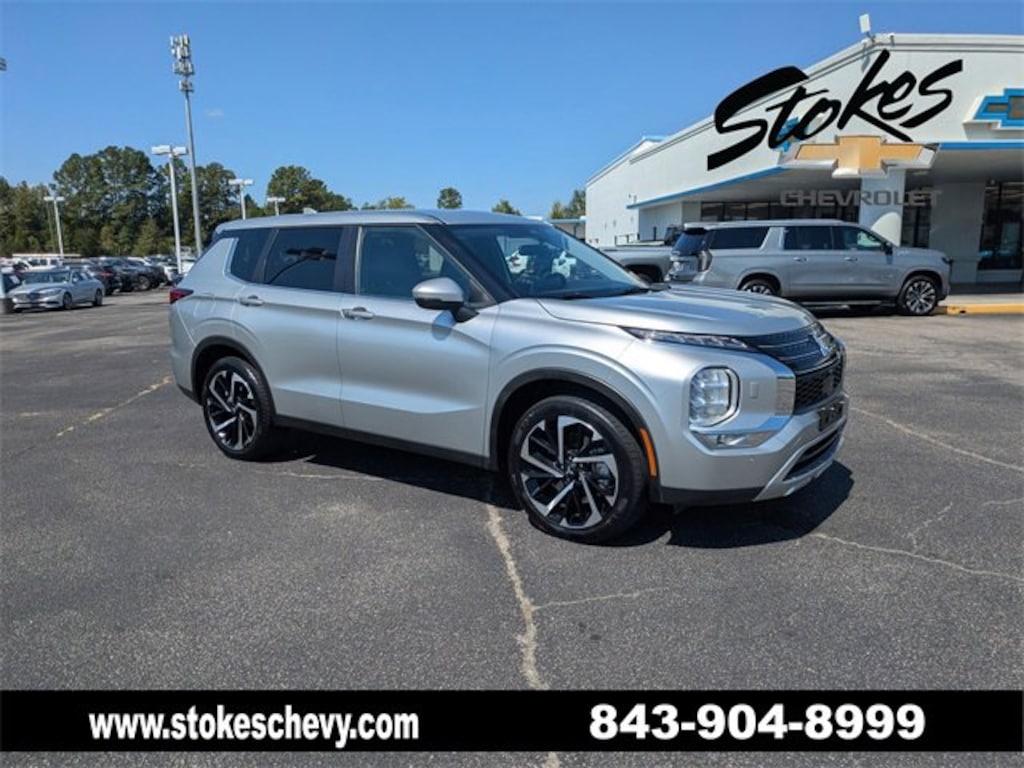Used 2024 Mitsubishi Outlander SE SUV