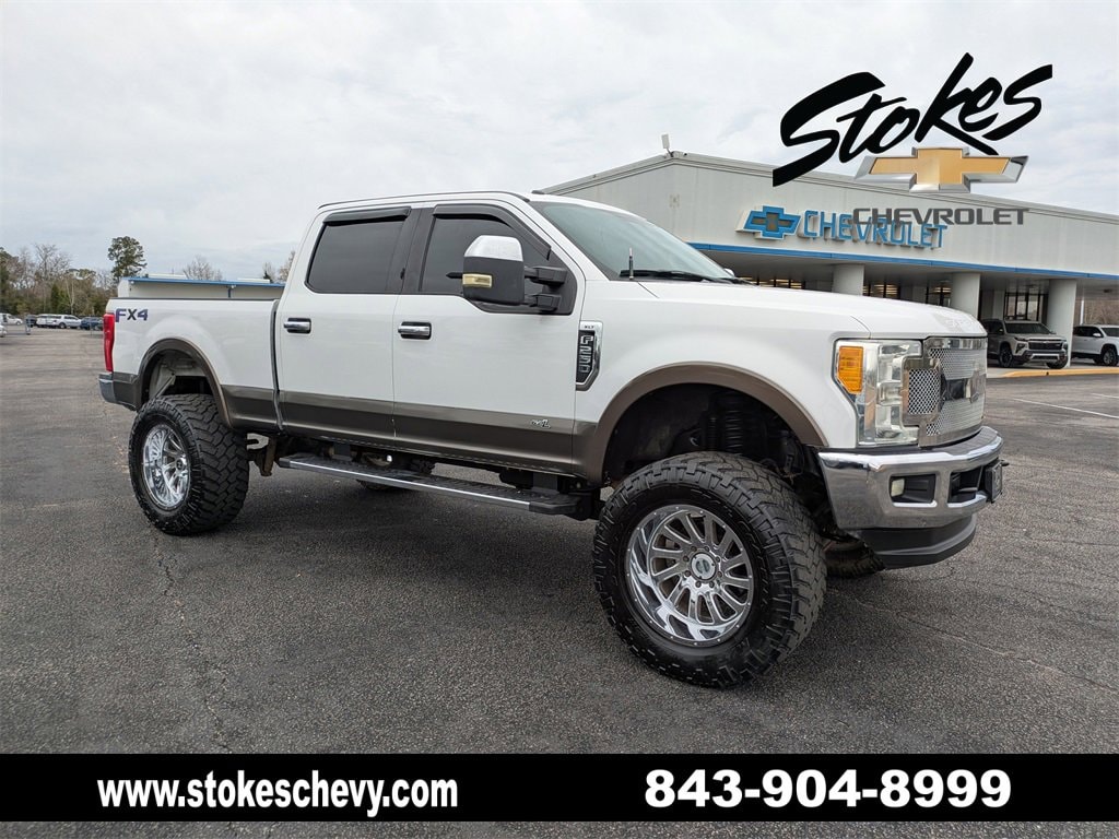 2017 Ford F-250 Super Duty XLT's photo