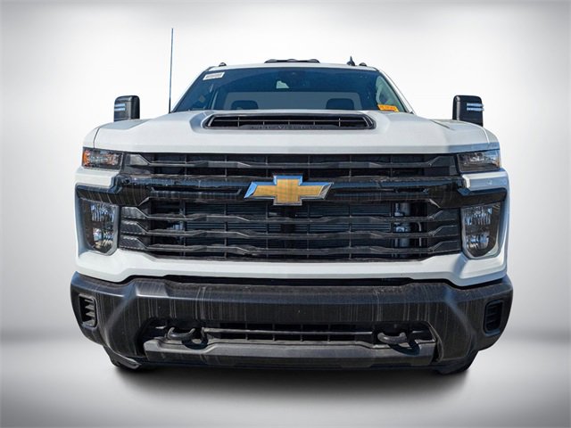 2025 Chevrolet Silverado 3500HD photo 2