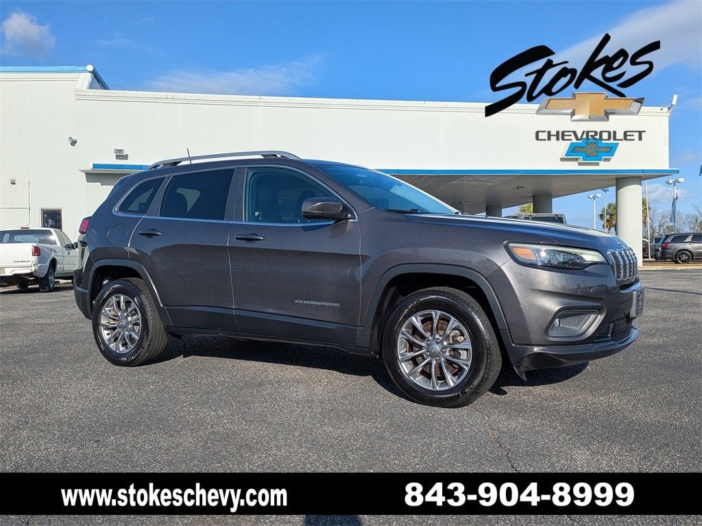 2019 Jeep Cherokee Latitude Plus's photo