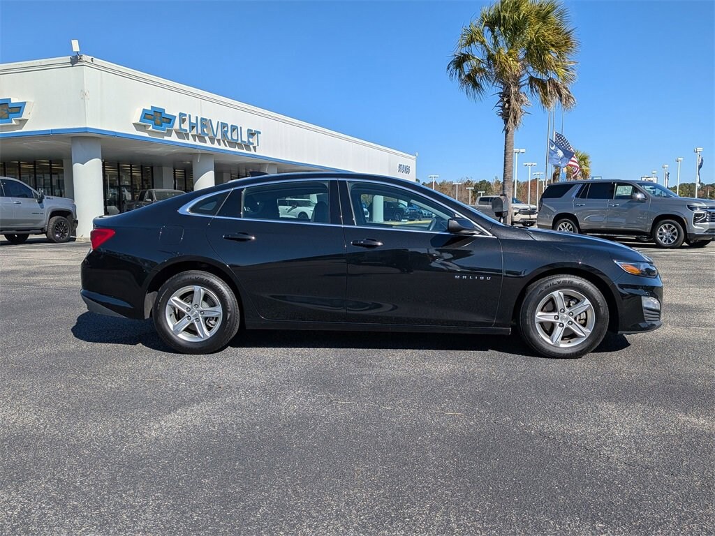 Used 2023 Chevrolet Malibu LT Sedan