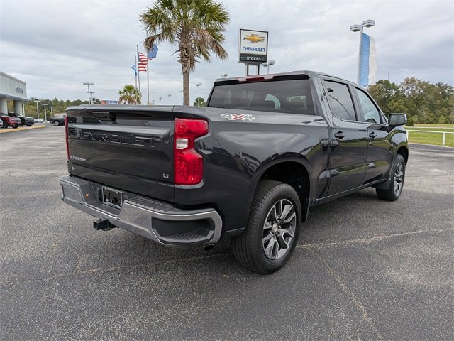 2022 Chevrolet Silverado 1500 LT photo 4