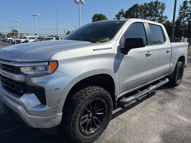 2022 Chevrolet Silverado 1500 RST photo 2