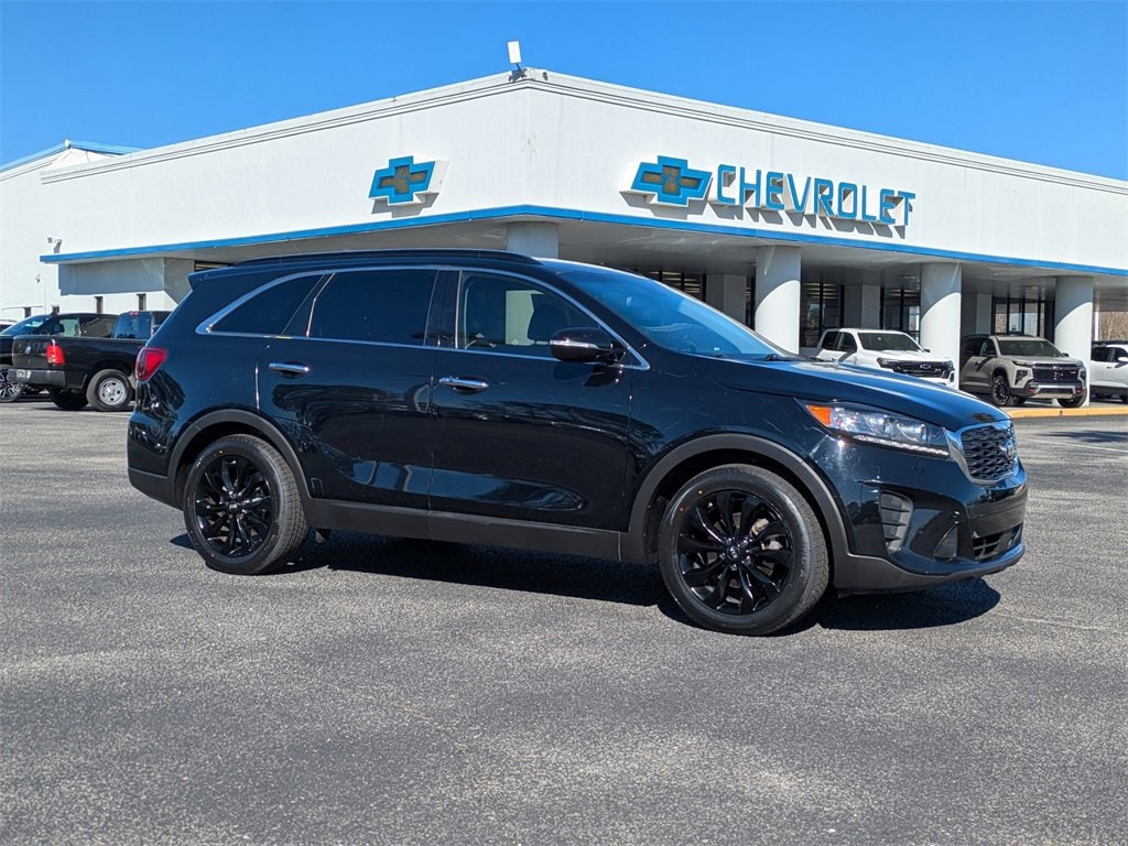 Used 2020 Kia Sorento S with VIN 5XYPG4A50LG655754 for sale in Moncks Corner, SC