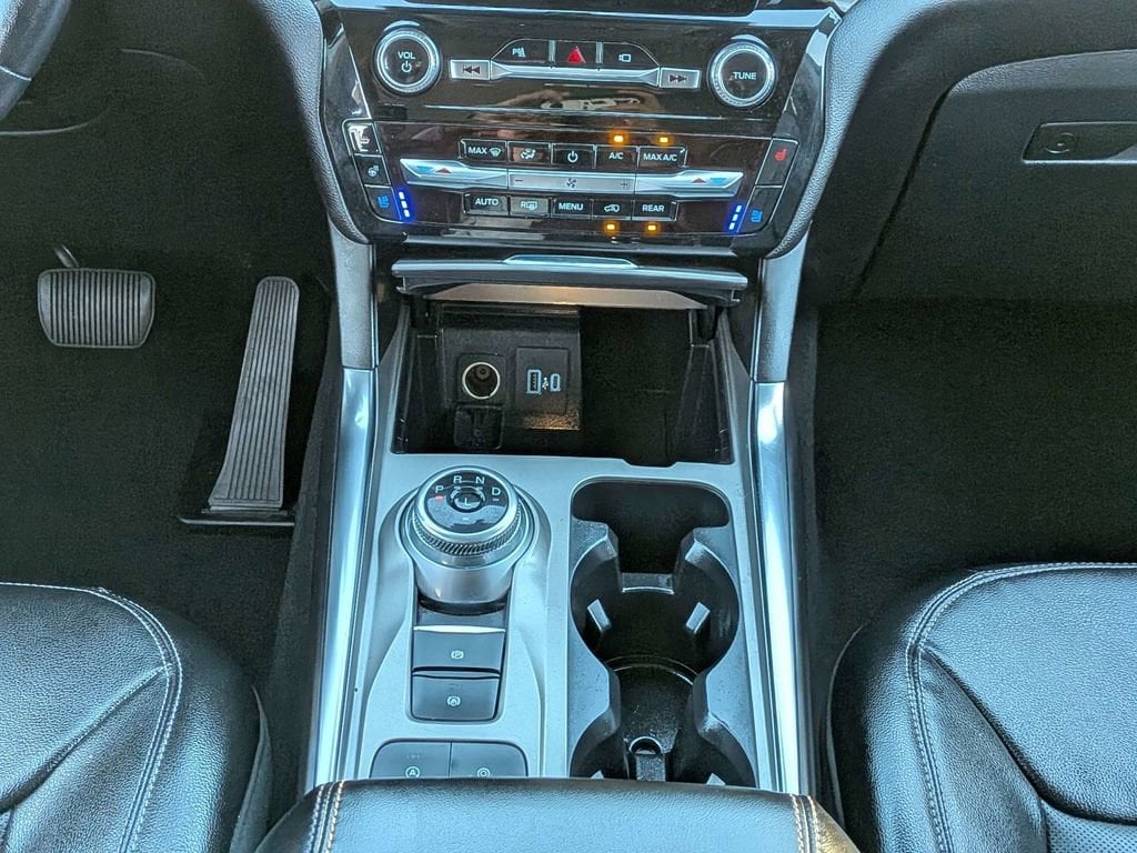 2022 Ford Explorer Limited - Photo 21