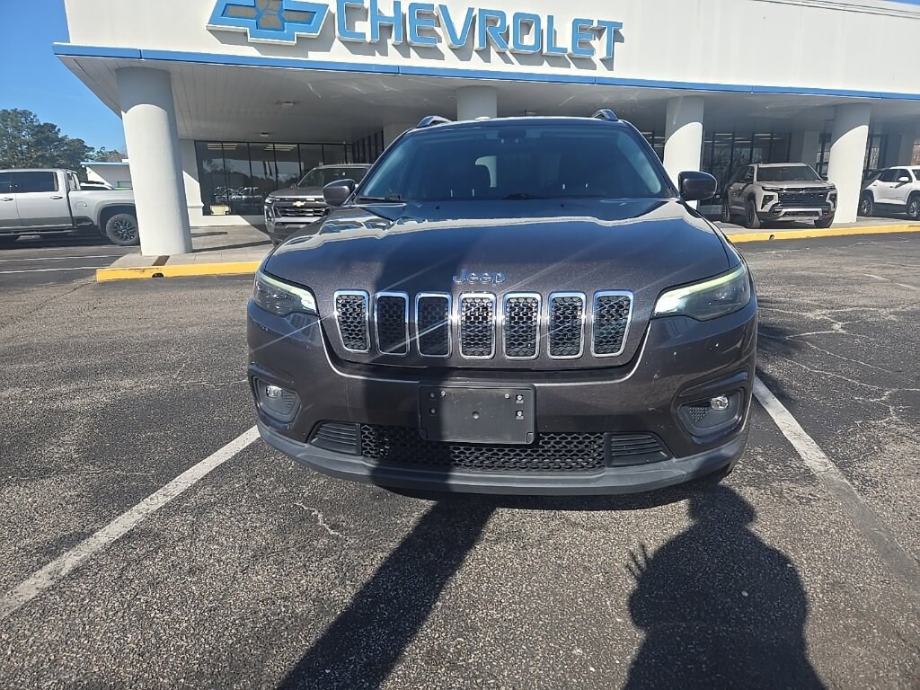Used 2019 Jeep Cherokee Latitude Plus SUV