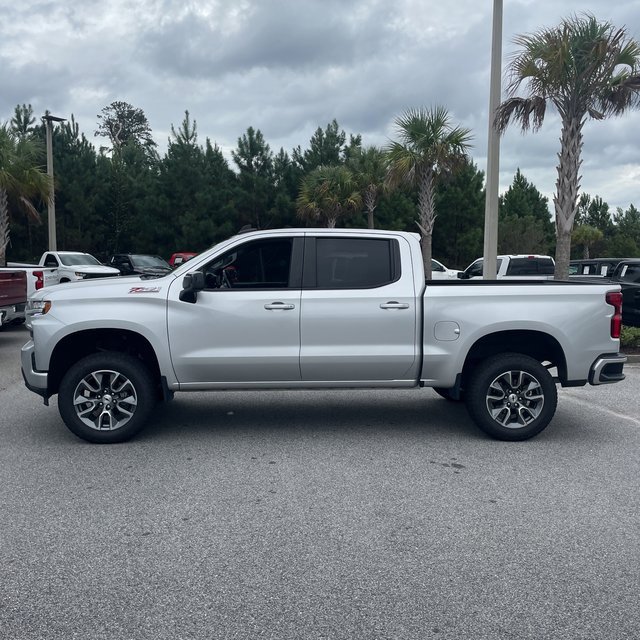 2021 Chevrolet Silverado 1500 RST photo 3