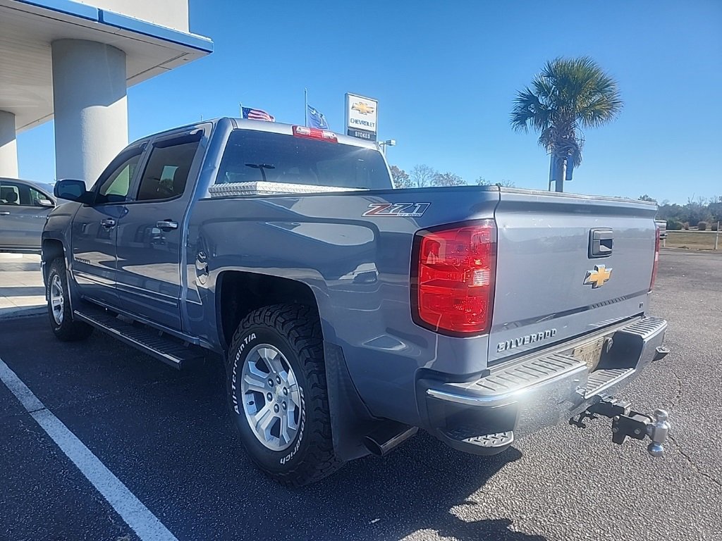 2015 Chevrolet Silverado 1500 LT photo 2