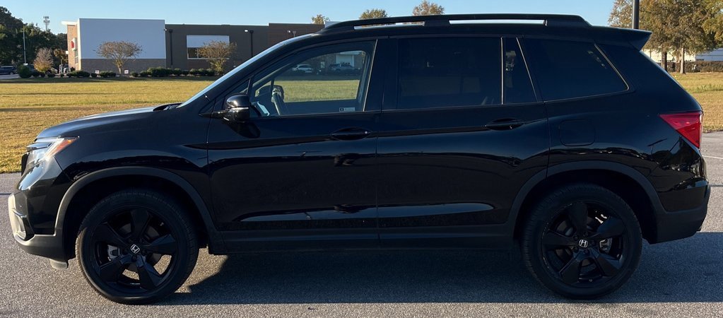 2021 Honda Passport Elite photo 2