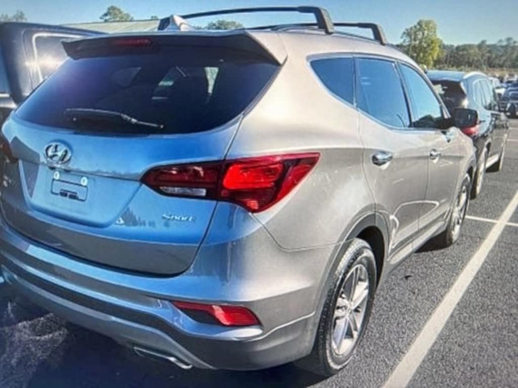 Used 2018 Hyundai Santa Fe Sport 2.4L SUV