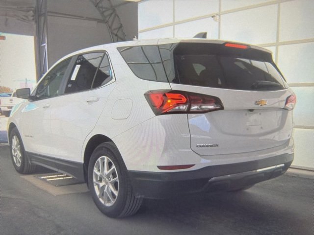2024 Chevrolet Equinox LT photo 3