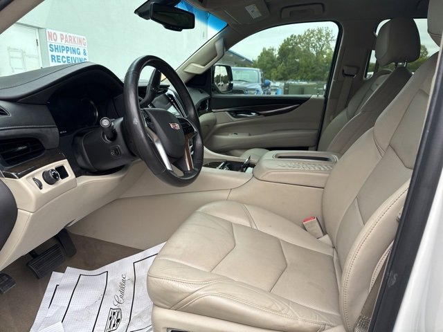 2018 Cadillac Escalade photo 4