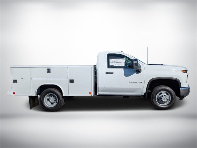 2025 Chevrolet Silverado 3500HD Work Truck photo 3