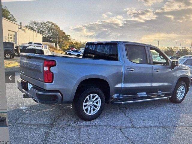 2021 Chevrolet Silverado 1500 RST photo 3