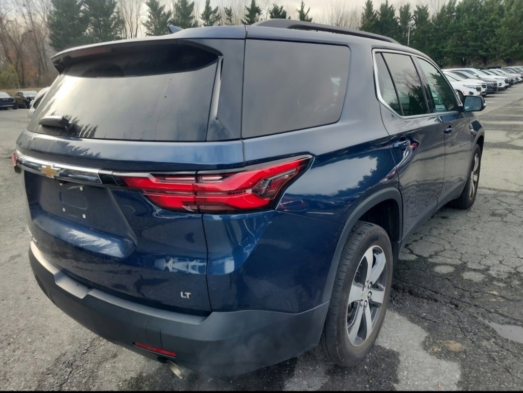 2023 Chevrolet Traverse Leather photo 3