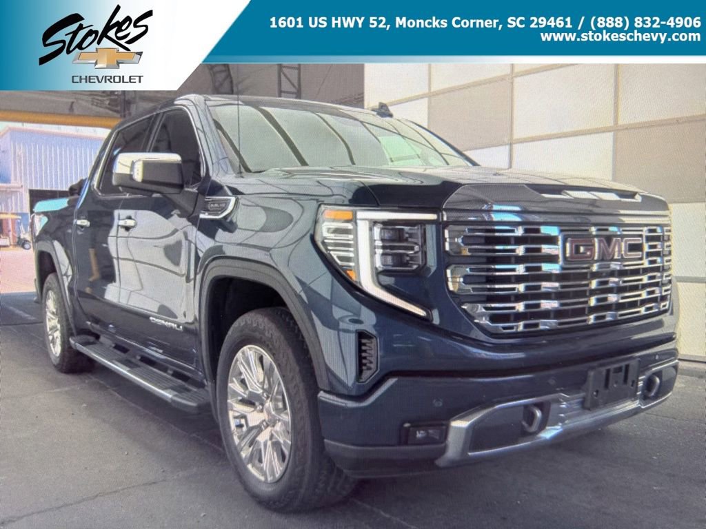 2022 GMC Sierra 4WD Crew Cab Short Box Denali's photo