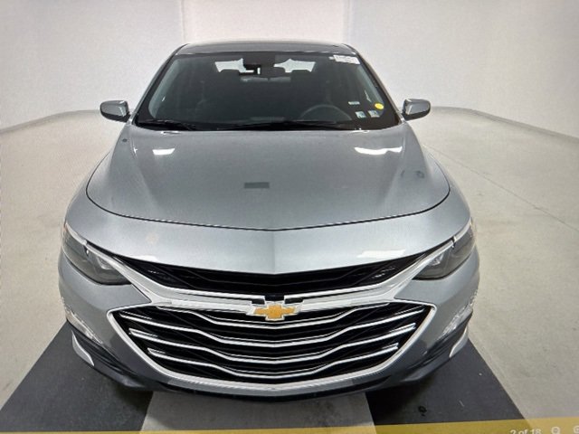 2023 Chevrolet Malibu 1LT photo 3