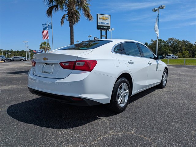 2024 Chevrolet Malibu LS photo 4