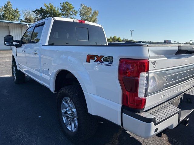 2018 Ford F-350 Platinum photo 3