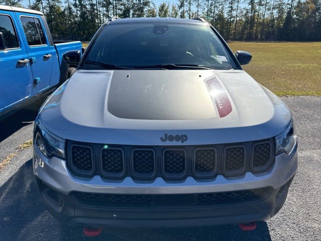 2023 Jeep Compass Trailhawk photo 2