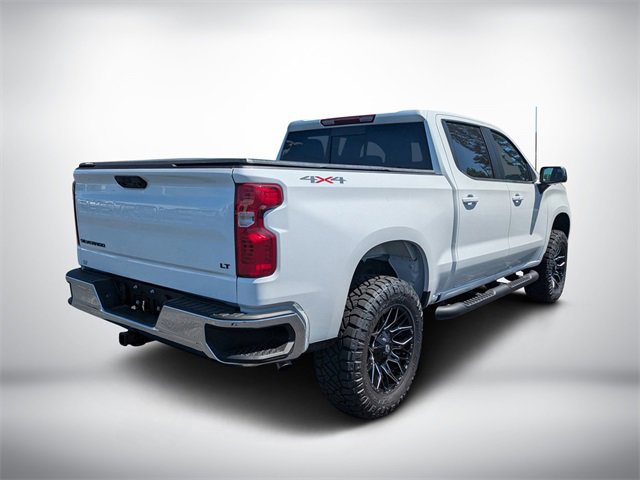 2025 Chevrolet Silverado 1500 LT photo 3