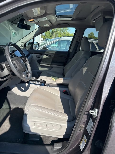 2022 Honda Pilot Touring photo 4