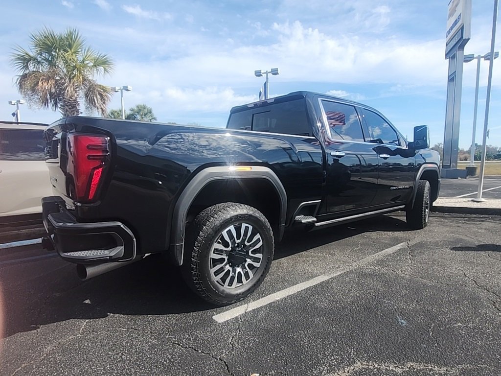 2024 Gmc Sierra 2500 HD Denali Ultimate photo 2
