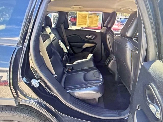2018 Jeep Cherokee Limited photo 2