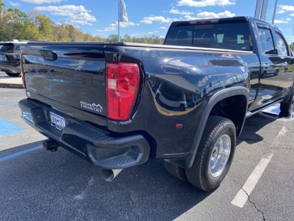 Used 2021 Chevrolet Silverado 3500 HD High Country Truck Crew Cab