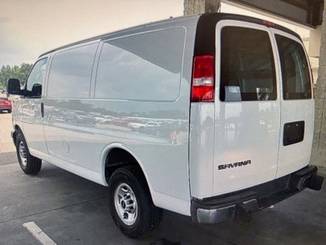 2023 Gmc Savana Cargo 2500 photo 3