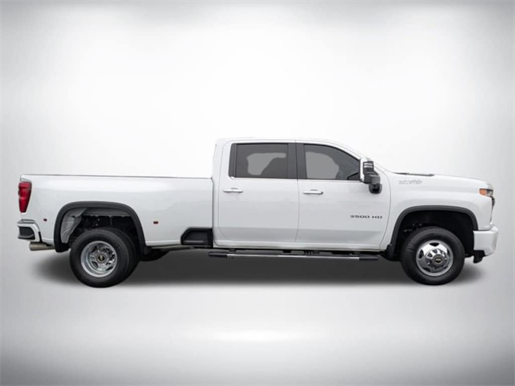 Used 2022 Chevrolet Silverado 3500 HD High Country DRW Truck Crew Cab