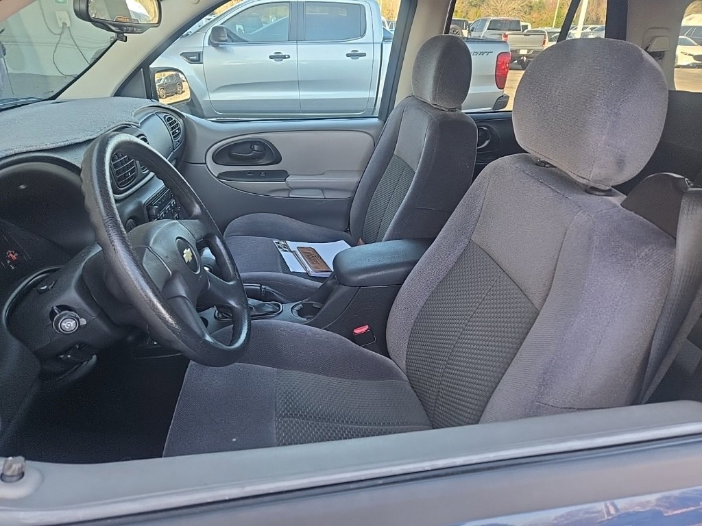 Used 2009 Chevrolet Trailblazer LT w/1LT SUV