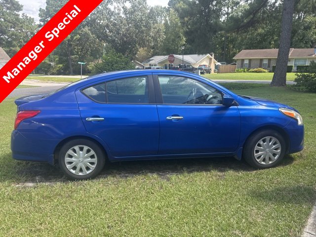 2017 Nissan Versa 1.6 SV photo 2