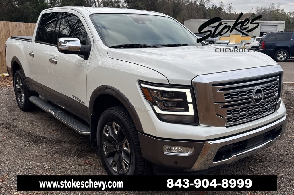 2023 Nissan Titan Platinum Reserve's photo