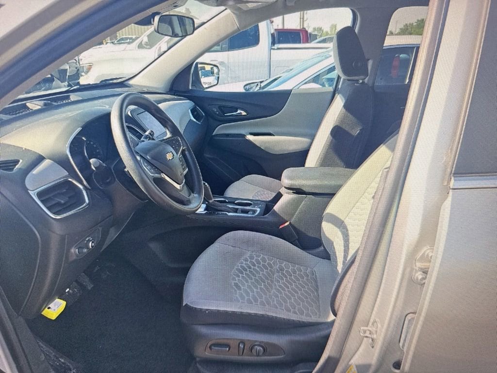 Used 2021 Chevrolet Equinox LT with VIN 3GNAXKEV4MS141286 for sale in Moncks Corner, SC
