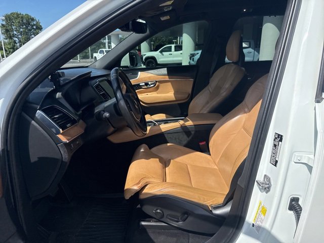 2017 Volvo XC90 T6 Inscription photo 4