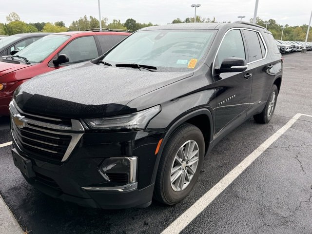 2023 Chevrolet Traverse Leather photo 2