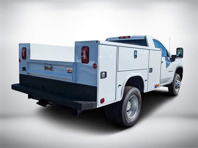 2025 Chevrolet Silverado 3500HD photo 4
