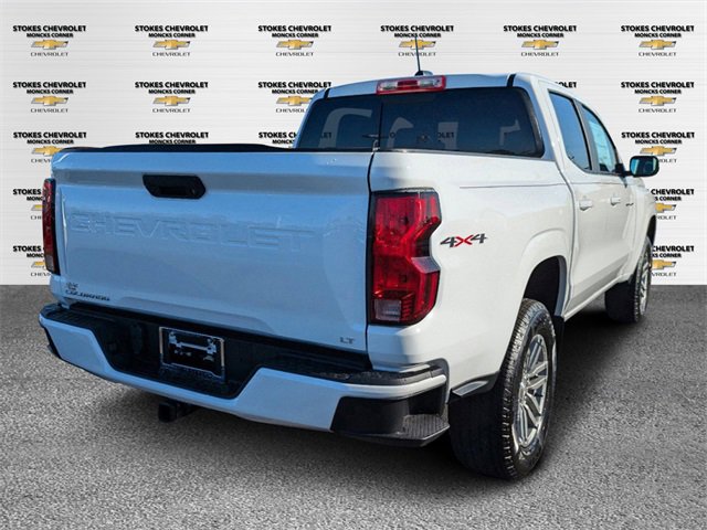 2024 Chevrolet Colorado LT photo 3