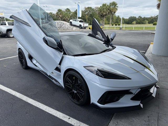 2022 Chevrolet Corvette Stingray 2LT photo 2