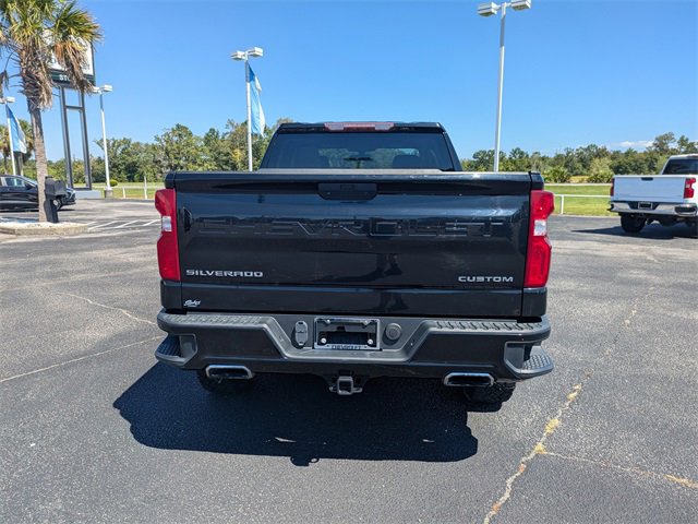 2019 Chevrolet Silverado 1500 Custom Trail Boss photo 4