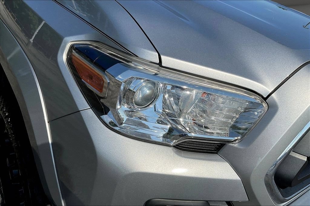 2021 Toyota Tacoma SR5 - Photo 37