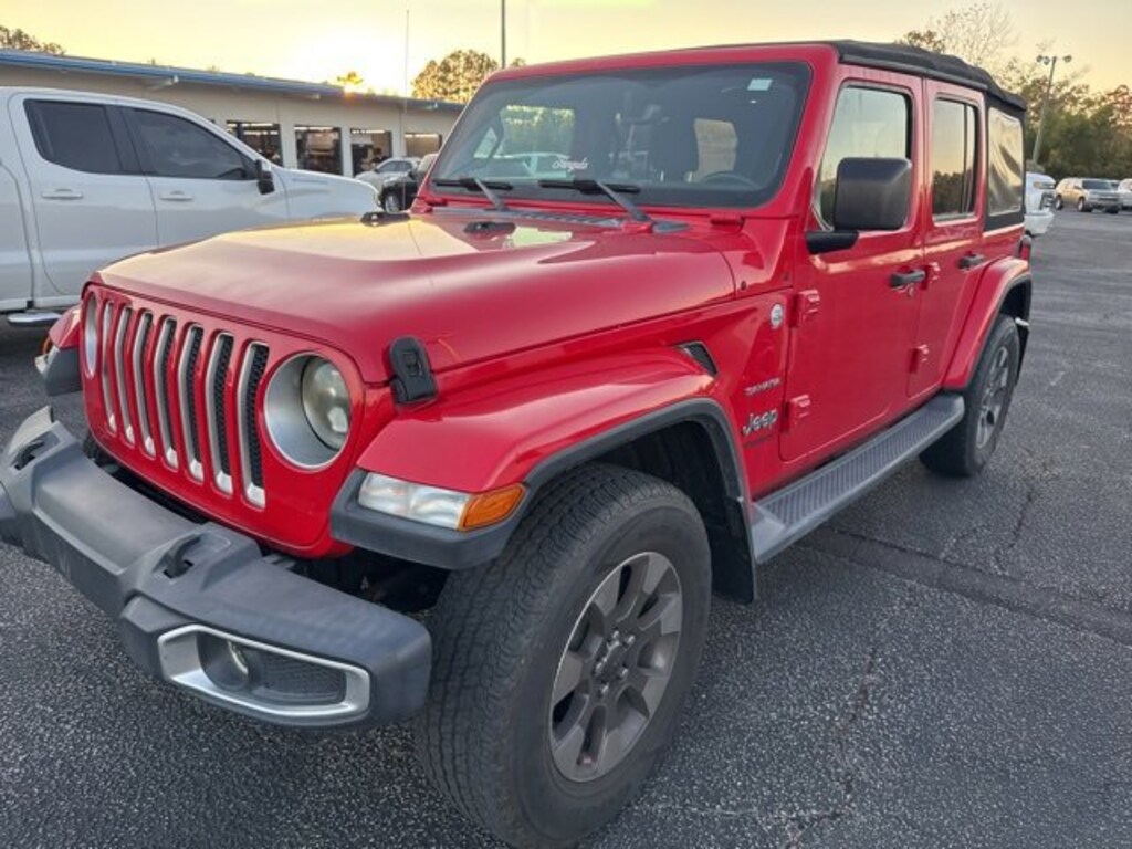Used 2018 Jeep Wrangler Unlimited Sahara SUV