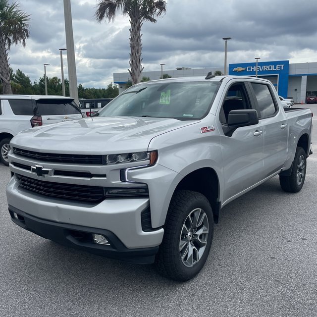 2021 Chevrolet Silverado 1500 RST photo 2