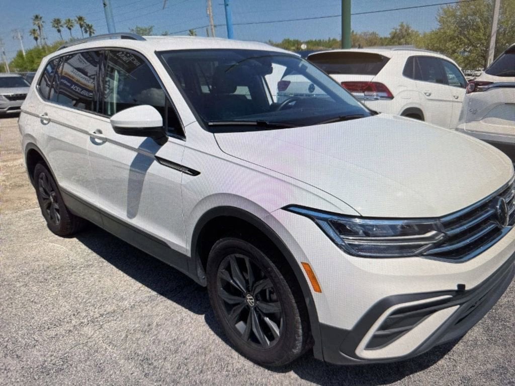 2024 Volkswagen Tiguan 2.0T SE's photo