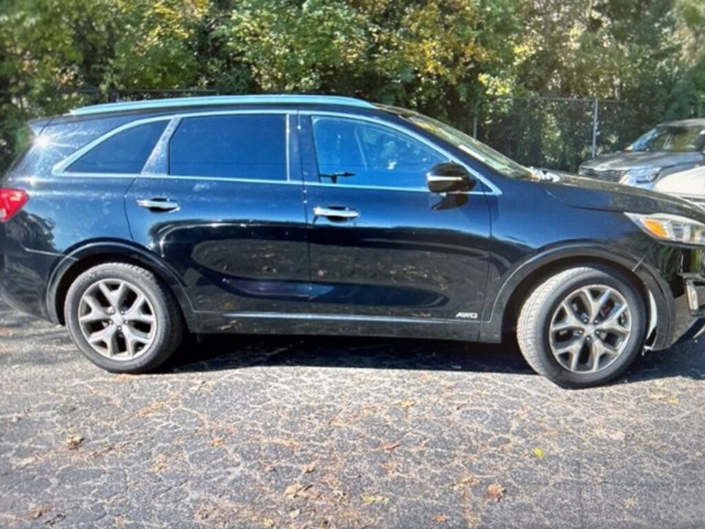 Used 2017 Kia Sorento SX V6 SUV