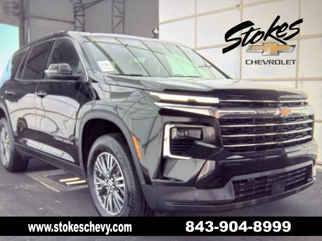 2025 Chevrolet Traverse LT's photo