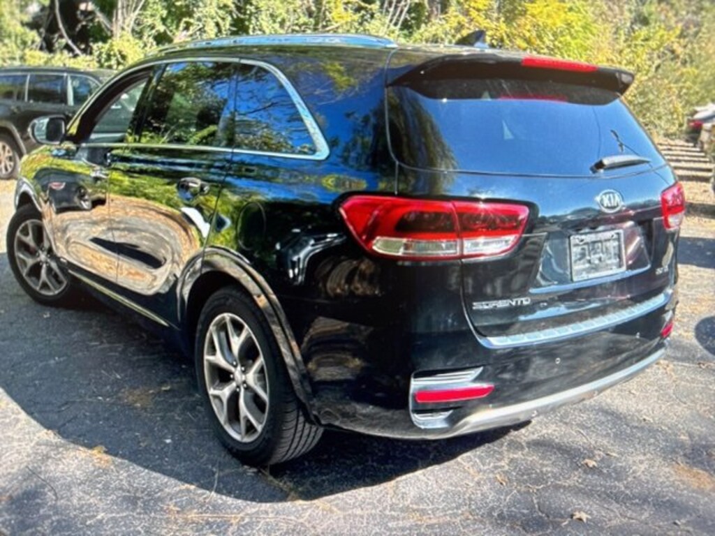 Used 2017 Kia Sorento SX V6 SUV