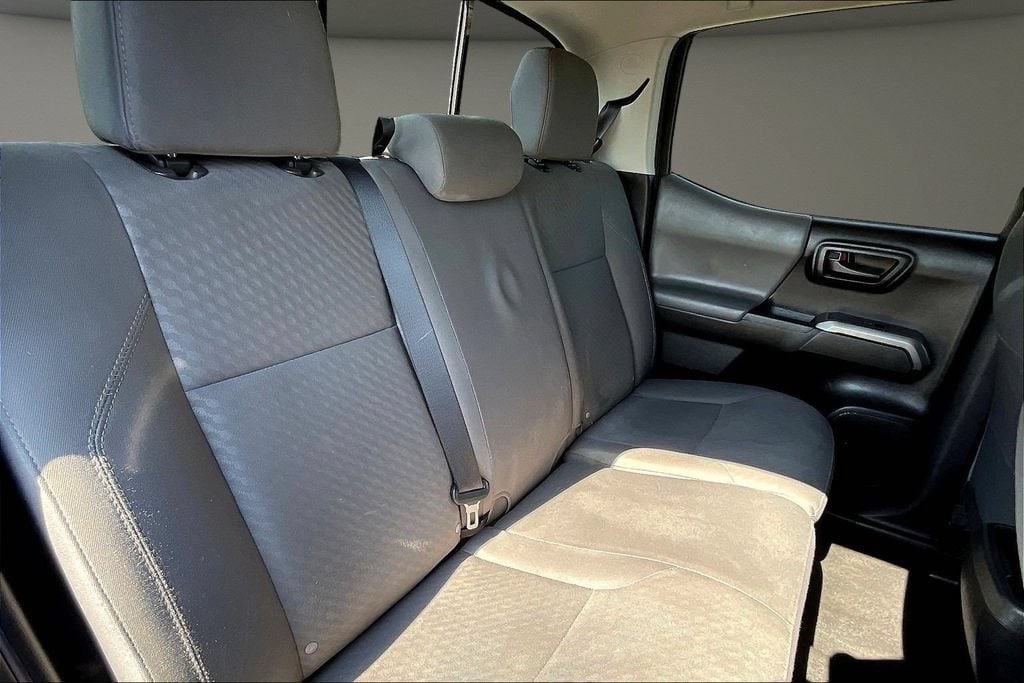 2021 Toyota Tacoma SR5 - Photo 30
